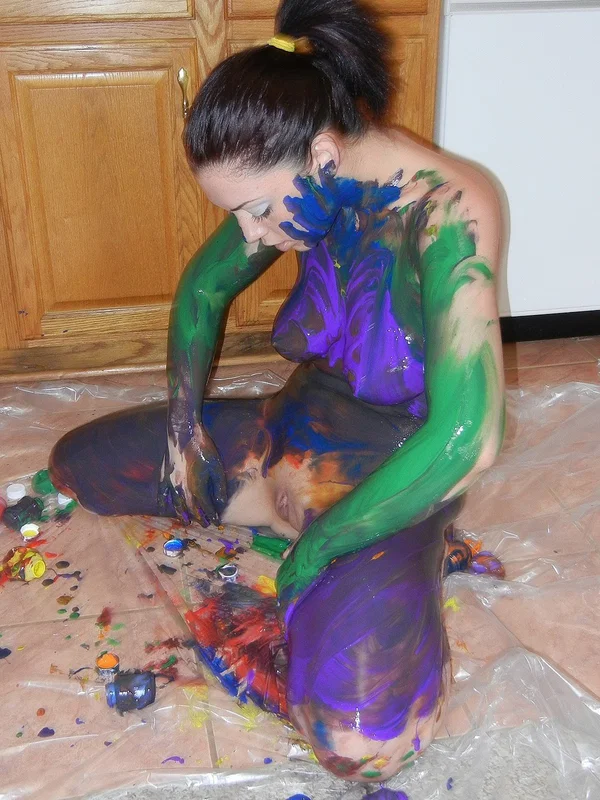 Naked amateur Melina Mason gets paint all over her sexy body in the kitchen  - MILF, Fetish, Amateur, Petite, Ass, Pussy, Kitchen, Spreading, Non Nude, PAWG  - Photo 13