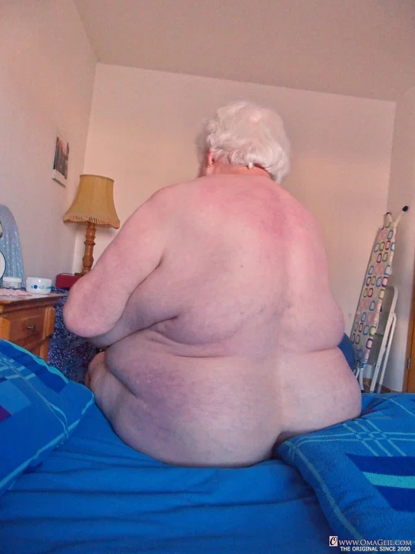 Playful granny Neebana strips and shows her monster saggy boobs  - Granny, BBW, Chubby, Saggy Tits, Thick, Curvy, Big Tits, Non Nude, Short Hair, Feet  - Photo 20