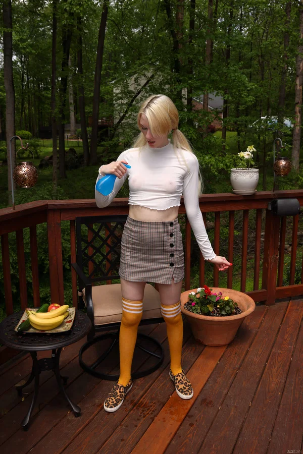 Dirty blonde Celestina Blooms sticks a cucumber in her vagina on a deck  - Shaved, Pussy, Beautiful, Outdoor, Dildo, Close Up, Amateur, Stockings, Babe, Upskirt  - Photo 3