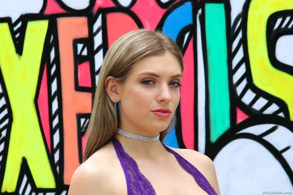 Adorable blondie in a purple outfit Giselle Palmer showing her curves  - Teen, Cute, Pornstar, Blonde, Brunette, Non Nude  - Photo 7