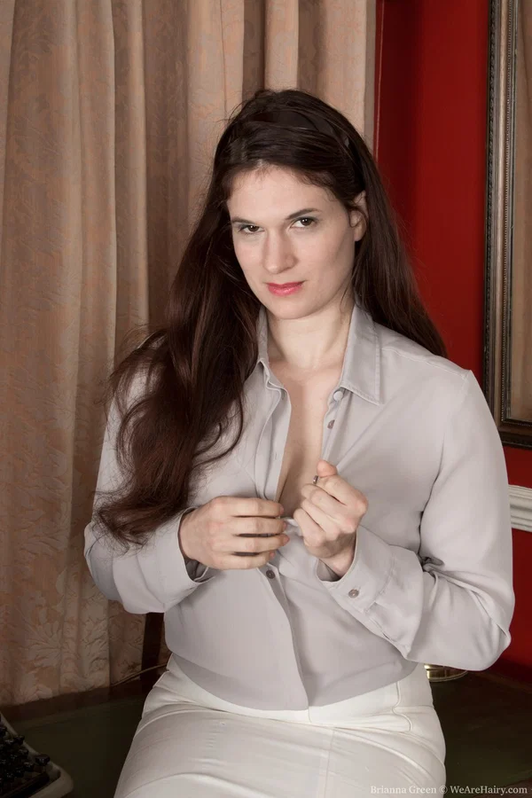 Busty brunette with hairy pussy Brianna Green strips naked and poses  - Hairy, MILF, Amateur, British, White, Brunette  - Photo 4