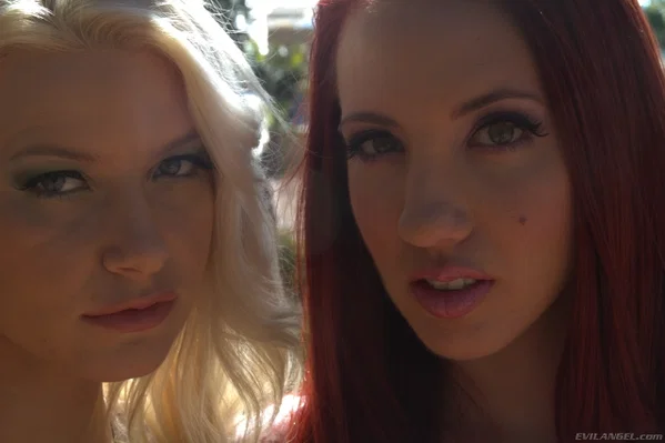 Owners of mind-blowing asses Kelly Divine and Anikka Albrite in tight leggings  - MILF, Outdoor, Brunette, Blonde, Short Hair, Non Nude  - Photo 4