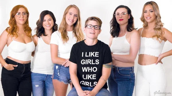 Teen girls Alina Lopez & Shyla Jennings try lesbians sex in front of family  - Mom, Reality, Teen, Glasses, Blonde, Pussy Licking, Spreading, Latina, Saggy Tits, Pornstar  - Photo 15