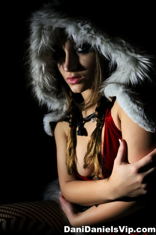Erotic MILF pornstar Dani Daniels flaunts cleavage in sexy Xmas costume  - Christmas, Non Nude, Clothed, Pornstar, Babe, Legs, Beautiful, Solo  - Photo 13