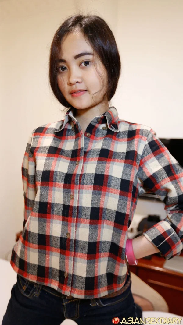 Petite Myanmar beauty Ingyin strips at the casting, poses naked & gets fucked  - Asian, Amateur, Perfect, Petite  - Photo 5