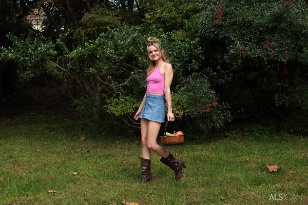 Amateur teen Addee Kate does a handstand before toying her pussy in the yard  - Pussy, Amateur, Outdoor, Spreading, Teen, Shaved, Ass, Legs, Boots, Skirt  - Photo 1