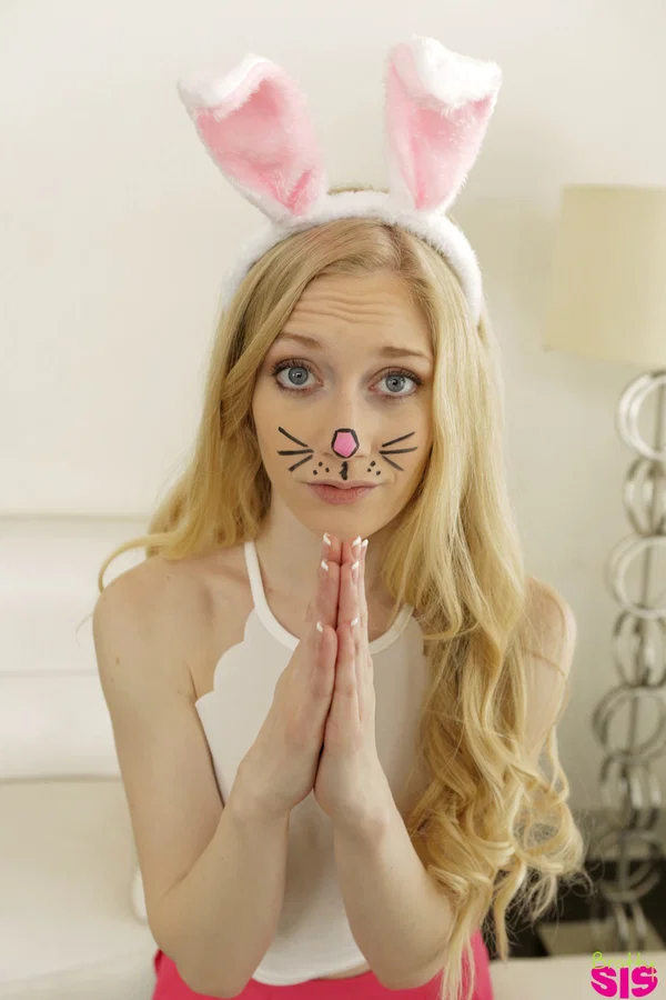 Cute blonde teen Emma Starletto seduces her stepbrother in bunny outfit  - Cosplay, Skinny, Step Sister, Blonde, Teen, Family, Hardcore, Handjob, Clothed, Reality  - Photo 3