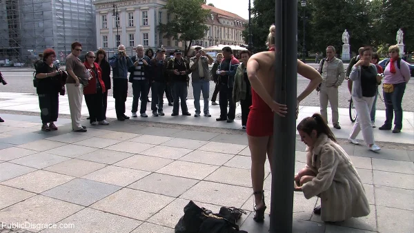 Curvy mom Kitty shamelessly posing buck naked for a crowd of people in public  - Hairy, Mom, BDSM, Public, Bondage, Blonde, Outdoor, Short Hair, Feet, White  - Photo 9