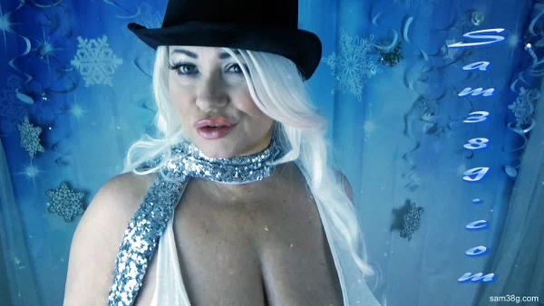 Chubby pornstar Samantha 38G unleashes and licks her big boobs in a solo  - Mature, Chubby, Curvy, BBW, MILF, Thick, Pornstar, Big Tits, White, Blonde  - Photo 4
