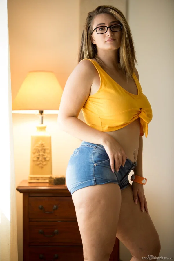 Chubby big titted teen Britt James in glasses does striptease & gives hot head  - Housewife, Chubby, Curvy, Glasses, Thick, Natural Tits, Shorts, Ass, Big Tits, BBW  - Photo 1