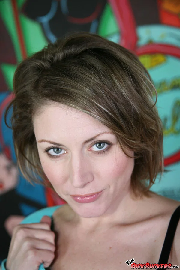 MILF Velicity Von undresses before looking up cum during POV sex  - MILF, POV, Facial, Cumshot, Reality, Face, Undressing, Big Tits, PAWG, Big Cock  - Photo 1