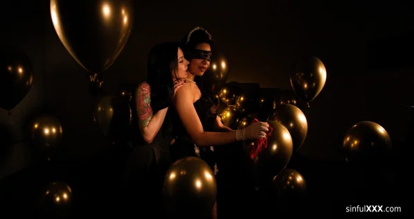 Pornstars Scarlett Alexis & Anna de Ville share a dick in a BDSM threesome  - Pantyhose, Groupsex, Blindfold, Cumshot, Fingering, Blowjob, Hairy, Doggy Style, Ass Fucking, Non Nude  - Photo 1