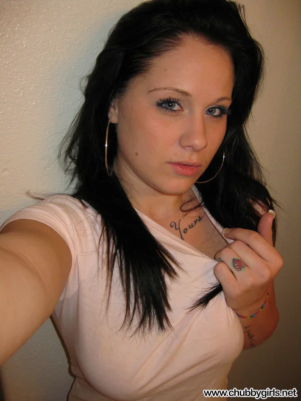 Kinky amateur Mia takes a photo of her massive natural tits in the mirror  - Selfie, BBW, Thick, Close Up, Nipples, Big Tits, Panties, Chubby, Pussy, Brunette  - Photo 1
