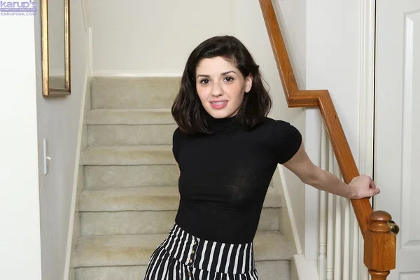 Young brunette girl make her nude modelling debut on carpeted stairs  - Amateur, Teen, Brunette, Pussy, Hairy, Babe, Ass, Clothed, Spreading, Tiny Tits  - Photo 1