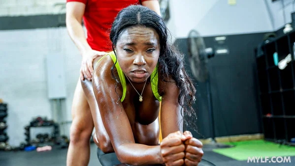 Black babe Naomi Foxxx enjoys hardcore sex with a white guy at the gym  - Ebony, Sports, Gym, Interracial, Curvy, Thick, Big Tits, Amateur, Chubby, African  - Photo 20