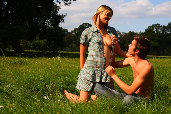 Blonde teen and her boyfriend have sex in the middle of a field  - Pussy Licking, Teen, Outdoor, Cumshot, Amateur, Hardcore, Ass Fucking, Doggy Style, Reality, Facial  - Photo 1