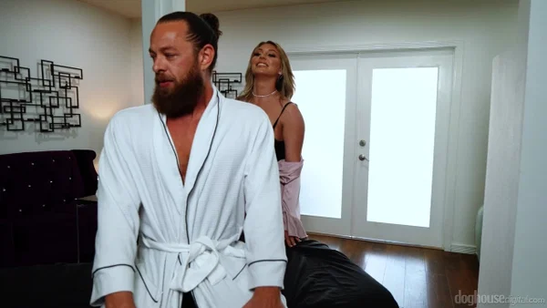 Kayley Gunner unveils her nice tits while having sex during a massage gig  - Hardcore, Massage, Pussy, Spreading, Blowjob, Feet, Big Tits, Blonde, Non Nude, White  - Photo 1