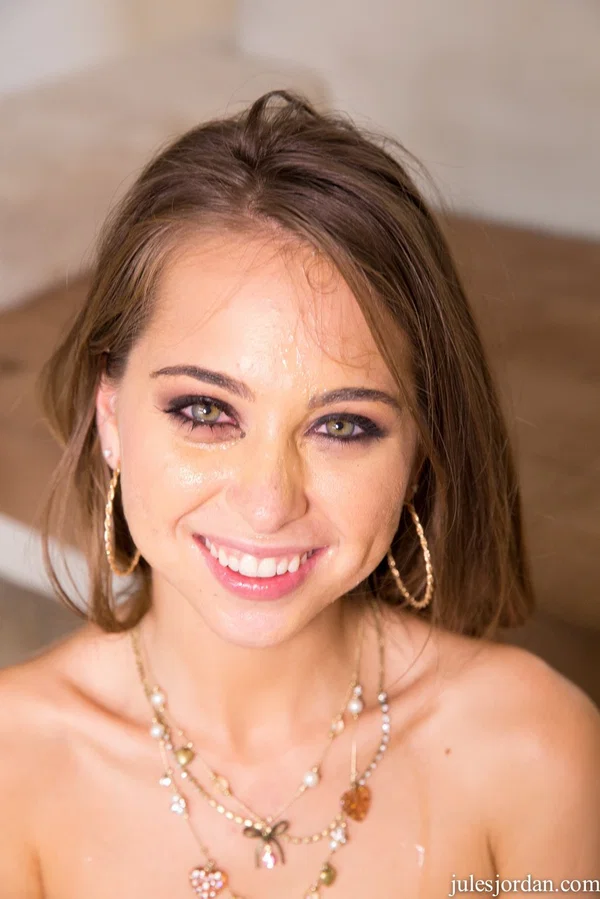 Top pornstar Riley Reid pleasures a whole bunch of big black cocks  - Bikini, BBC, Big Cock, Thong, Interracial, Facial, Blowjob, Hairy, Pornstar, Cumshot  - Photo 20