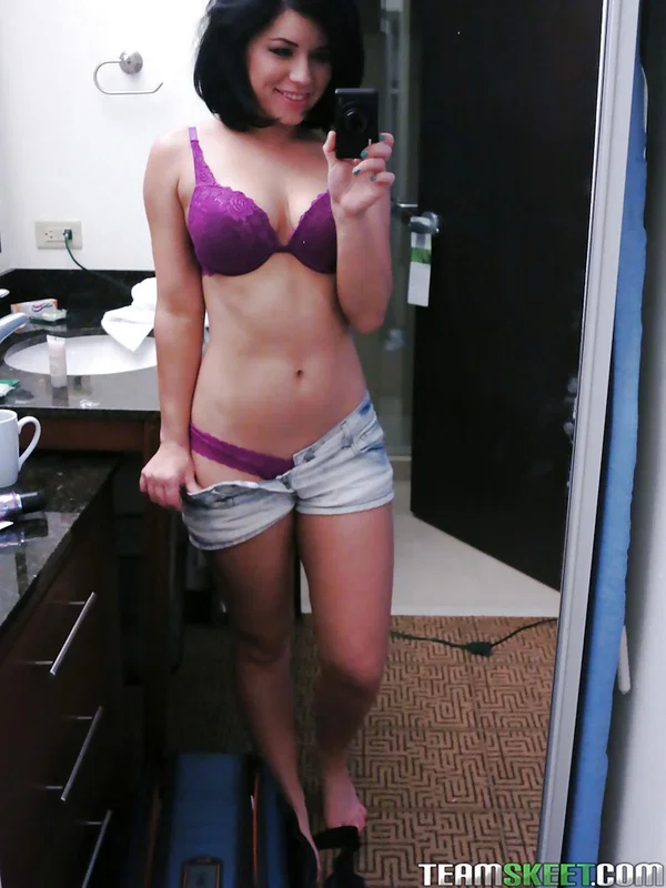 Frisky brunette making selfies and revealing her fanny and honey pot  - Selfie, Teen, Amateur, Babe, Ass, Big Tits, PAWG, Pussy, Spreading, Saggy Tits  - Photo 3