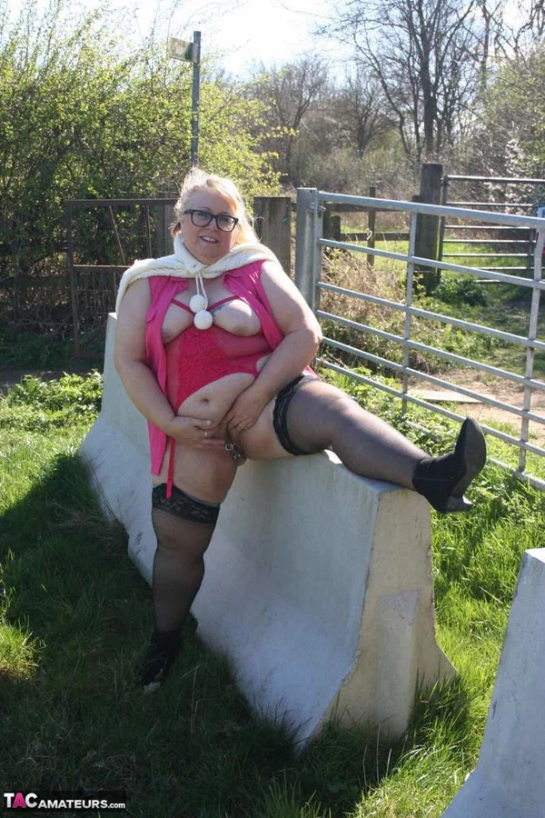 Obese UK blonde Lexie Cummings shows her big ass and pussy while outdoors  - Granny, BBW, Public, Lingerie, Chubby, Amateur, Curvy, Thick, Stockings, Blonde  - Photo 13
