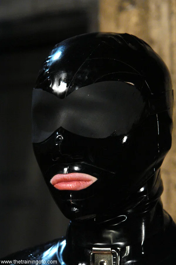 The Training Of O performed by Sarah Jane Ceylon, TJ Cummings Sex Pictures  - Latex, Shower, BDSM, MILF, Bondage, Uniform, High Heels, Pretty, White, Ass  - Photo 18