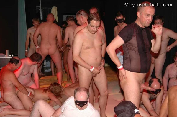 Candid action of the goings-on inside of a swinger's club  - Swingers, Pissing, Pool, Orgy, MILF, Groupsex, Ass Fucking, Amateur, Pussy, Close Up  - Photo 2