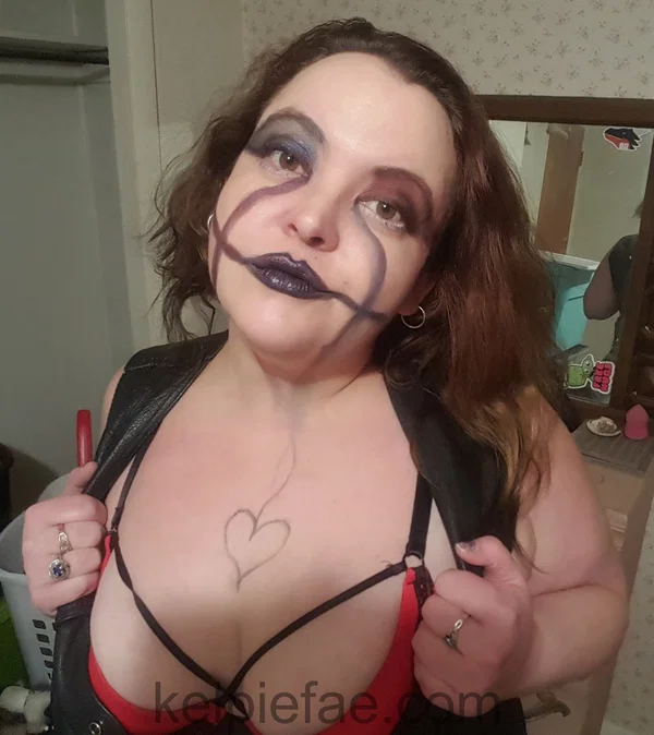 Fat vampire Kelpie Fae shows off her sexy rack while posing on camera  - Chubby, BBW, Thick, Curvy, MILF, Amateur, Big Tits, Non Nude, Brunette, Sexy  - Photo 9