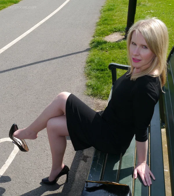 Stiletto Girl starring Jenny Porn Photos  - Skirt, Legs, High Heels, Clothed, Non Nude, Blonde, Fetish, MILF, Outdoor  - Photo 3