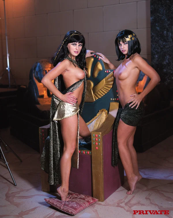 Cleopatra herself forces her male lover to fuck her asshole and pussy  - Pornstar, Hardcore, Mature, Big Tits, MILF, Ass Fucking, Uniform, Cumshot, Face, Anal  - Photo 3