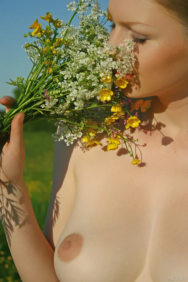 Thin teen girl blows on dandelion seeds while naked in a field  - Teen, Outdoor, Pretty, Blonde, Big Tits, Cute, Glamour, Close Up, Skinny, Babe  - Photo 11