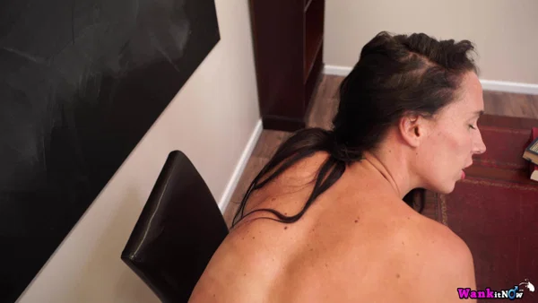 Brunette chick Tammie Lee gets jizz on her face during POV action  - MILF, Oiled, British, Big Tits, Dildo, Nipples, Natural Tits, Babe, Brunette, European  - Photo 5
