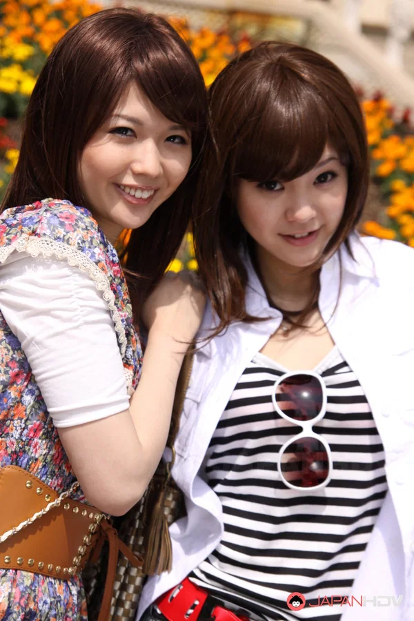 Japanese lesbians Rimu Endo & Ueno Misaki show bare legs while taking a stroll  - Japanese, Public, Reality, Asian, Non Nude, Lesbian, Skirt, Shorts, Brunette, High Heels  - Photo 10