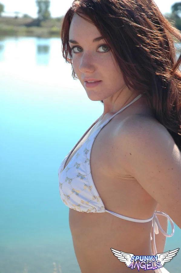 Beautiful amateur Heidi removes bikini top to tease half naked at the beach  - Beach, Bikini, Babe, Non Nude, Amateur, Teen, Outdoor, Brunette, Panties, Beautiful  - Photo 6