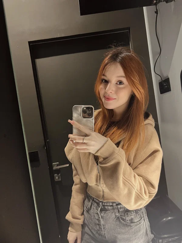 OnlyFans beauty Sofi Foxxxy shows her juicy boobs and big ass in a solo  - Selfie, Girlfriend, Schoolgirl, Outdoor, Redhead, Big Tits, Teen, Ass, Tiny Tits, Pussy  - Photo 9