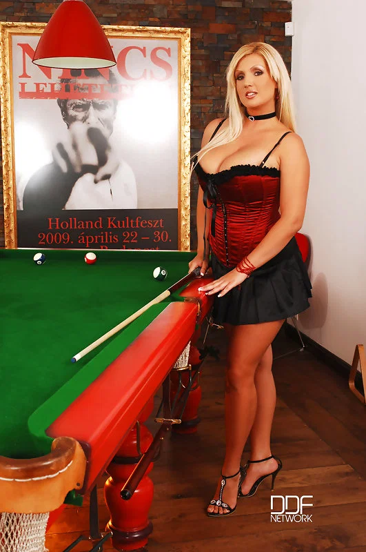 Busty UK lesbians Michelle Monaghan & Chintia Flowers kiss near a pool table  - MILF, Big Tits, Skirt, Lesbian, Clothed, Natural Tits, British, High Heels, Kissing, Tattoo  - Photo 6