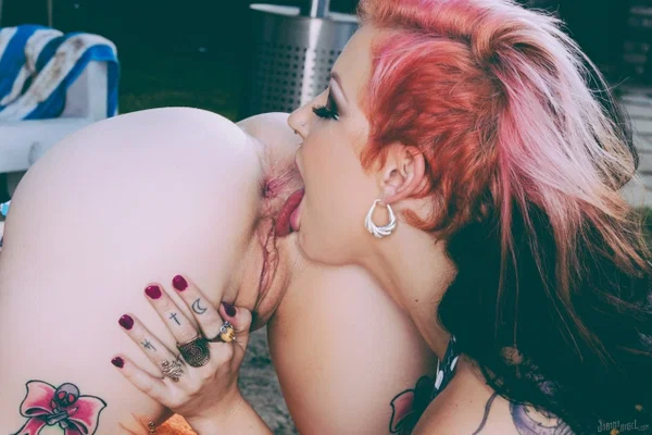 Alt pornstars Joanna Angel and Tori Lux get rid of swimsuits and lick pussies  - Arab, MILF, Fetish, Step Sister, Skinny, Pretty, Bikini, Big Tits, Redhead, Pussy  - Photo 11