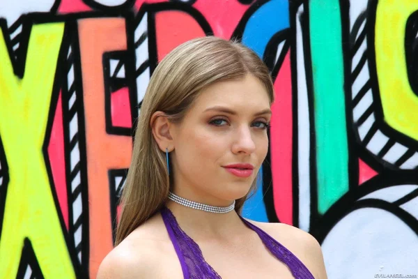 Adorable blondie in a purple outfit Giselle Palmer showing her curves  - Teen, Cute, Pornstar, Blonde, Brunette, Non Nude  - Photo 8