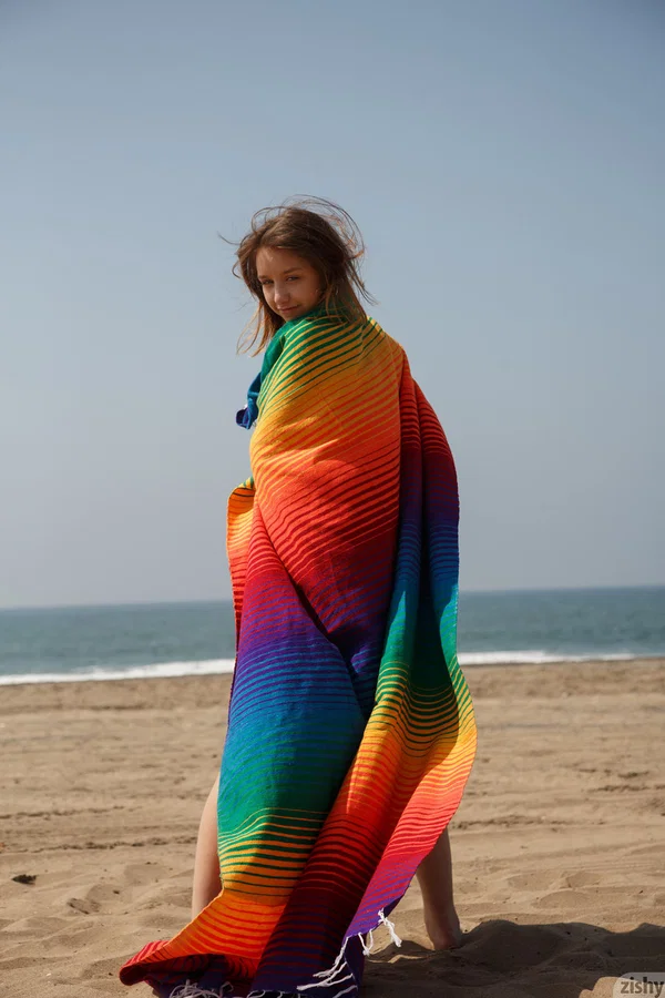 Flexible teen Aurora Zvezda gets naughty and naked on the beach  - Beach, Non Nude, Cute, Teen, Wet, Tiny Tits, Amateur, Outdoor, Ass, Glasses  - Photo 10