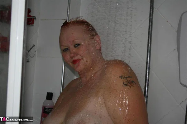 Mature redhead Valgasmic Exposed gets caught totally naked while in the shower  - Shower, Mature, Chubby, Curvy, Thick, Bath, Short Hair, BBW, Amateur, Wet  - Photo 18