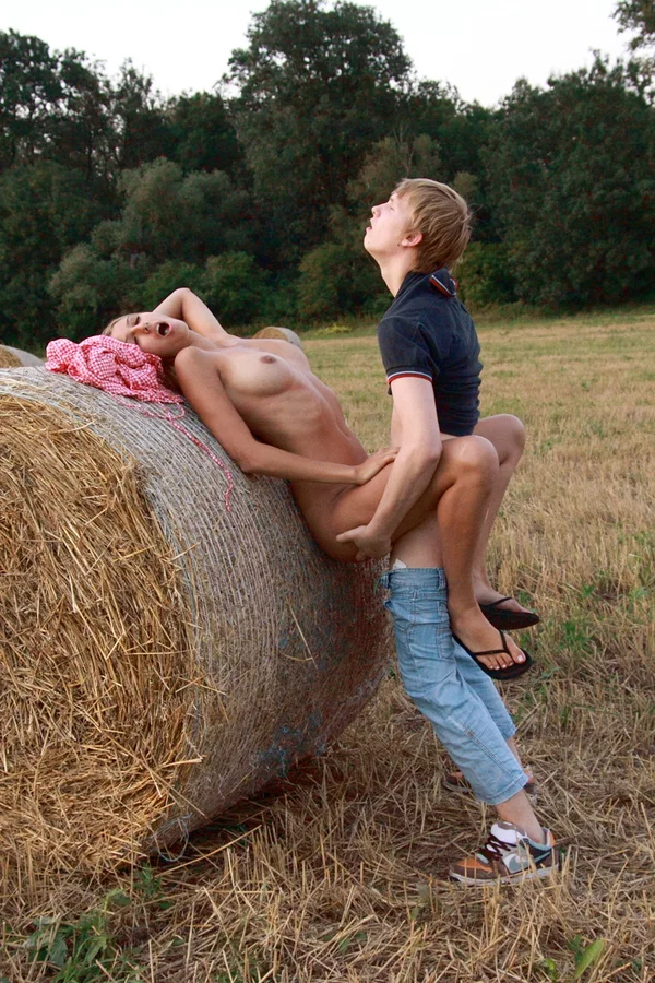 Young amateur and her boyfriend have sex up against a round bale in a field  - Amateur, Hardcore, Czech, Tall, Teen, Outdoor, Ass Fucking, Pussy Licking, Doggy Style, Cumshot  - Photo 9