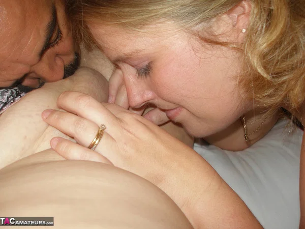 Amateur chick Gangbang Momma takes part in group sex inside a hotel room  - Orgy, Curvy, Chubby, MILF, BBW, Thick, Pussy Licking, Blowjob, Ass, Saggy Tits  - Photo 8