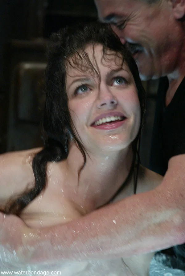 Brunette pornstar Bobbi Starr gets her hands tied up & gets tormented in water  - Bondage, Wet, Hairy, Fetish, BDSM, MILF, Sexy, Brunette, White  - Photo 7
