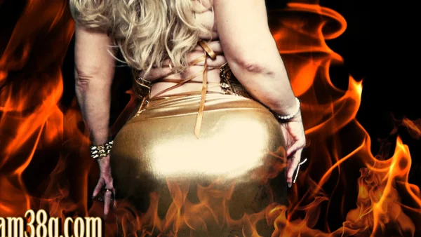 Naughty fatty Samantha 38G removes her skirt while showing off her big ass  - Mature, Chubby, BBW, MILF, Curvy, Thick, Blonde, White, Non Nude, Pornstar  - Photo 5