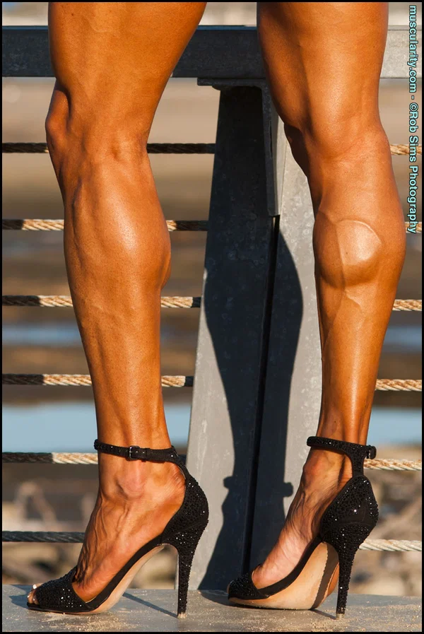 Bodybuilder Bianca Vivadua flexes outdoors in a little black dress and heels  - Sports, MILF, Skirt, Ass, PAWG, High Heels, Outdoor, Close Up, Legs, Non Nude  - Photo 5