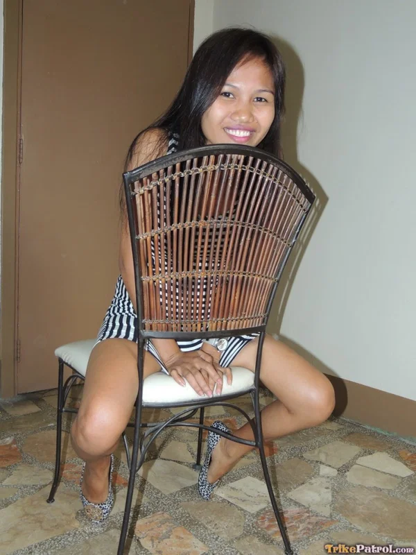 Petite Filipina teen has sex with a foreigner inside a motel room  - Thai, Asian, Amateur, Redhead, Spreading, Pretty, Non Nude, Pussy  - Photo 3