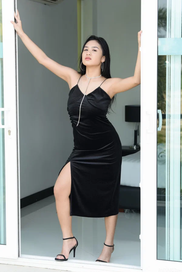 Bosomy brunette beauty Kahlisa displaying her inviting hairy pussy up close  - Thai, Asian, Hairy, Glamour, Dress, Babe, Cute, Undressing, High Heels, Beautiful  - Photo 3