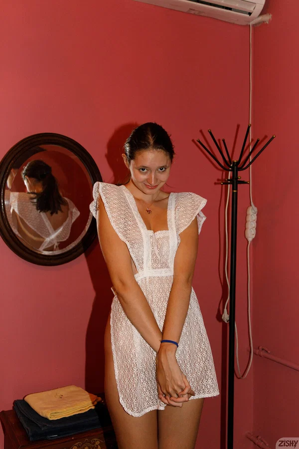 Zishy Disha Yudina  - Russian, Amateur, Non Nude, Babe, Beautiful, Solo  - Photo 1
