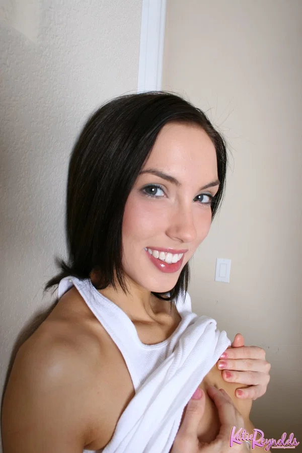 Dark haired amateur Katie Reynolds lifts up her tank top before a finger fuck  - Skinny, Babe, Amateur, Fingering, Spreading, Pussy, Shorts, Face, Tiny Tits, Masturbation  - Photo 3